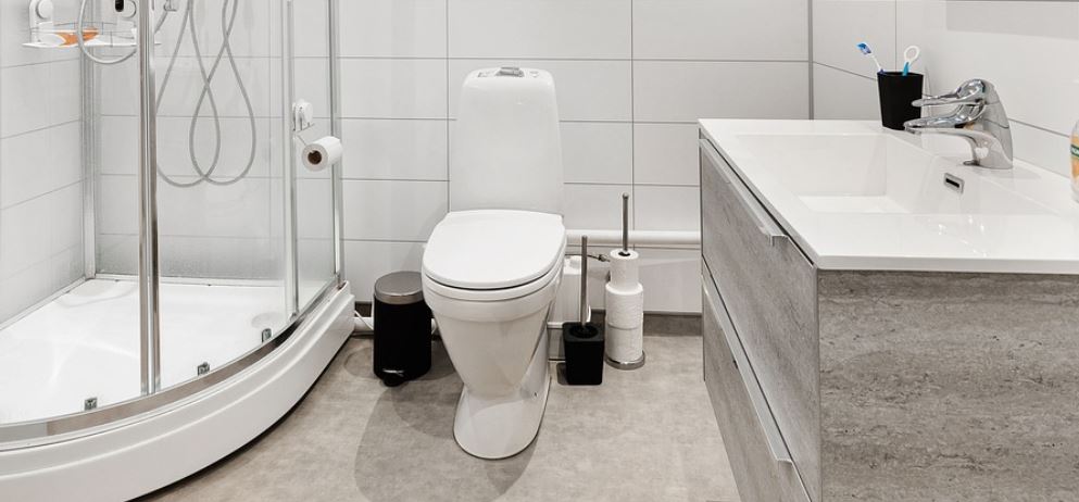 Large-Gap-Between-Toilet-And-Floor-Solution